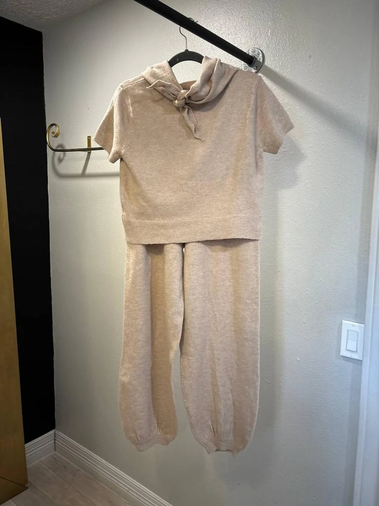 MABLE Mable - Women
s Basic Knit Top And Jogger Pants Set With Scarf 2