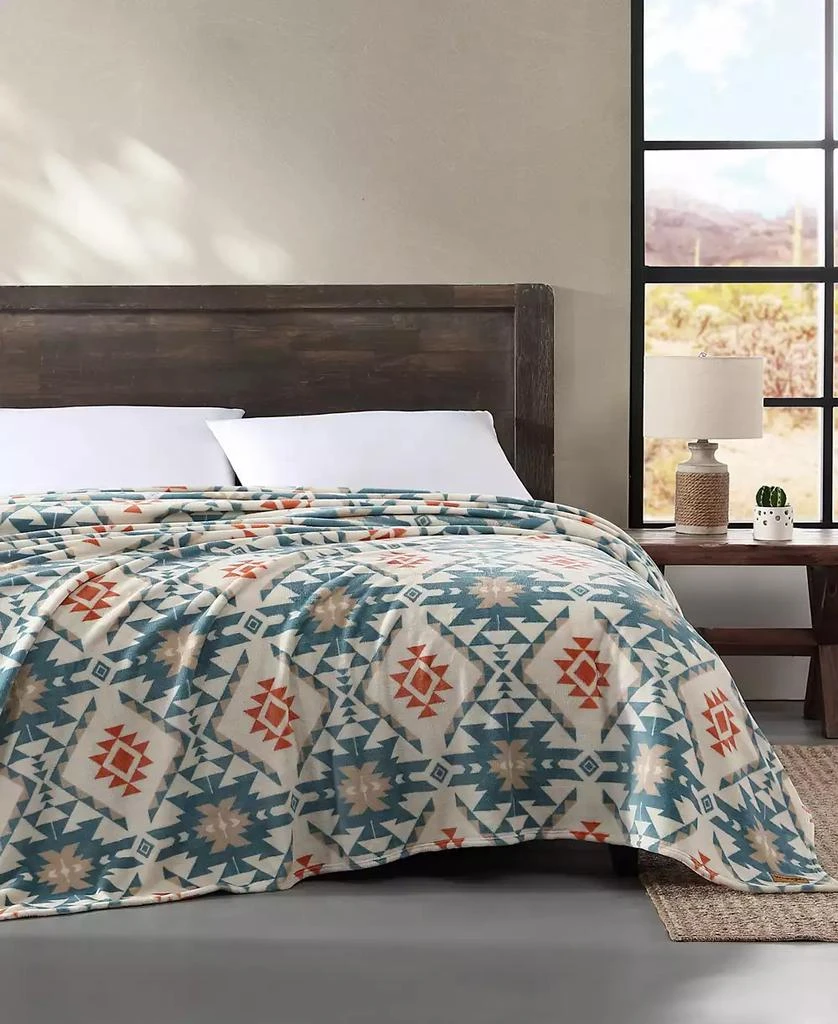 Wrangler Dakota Ultra Soft Plush Fleece Blanket 4