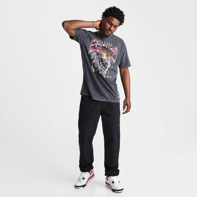 Mitchell & Ness Men's Mitchell & Ness Chicago Blackhawks NHL Crease Lightning Graphic T-Shirt