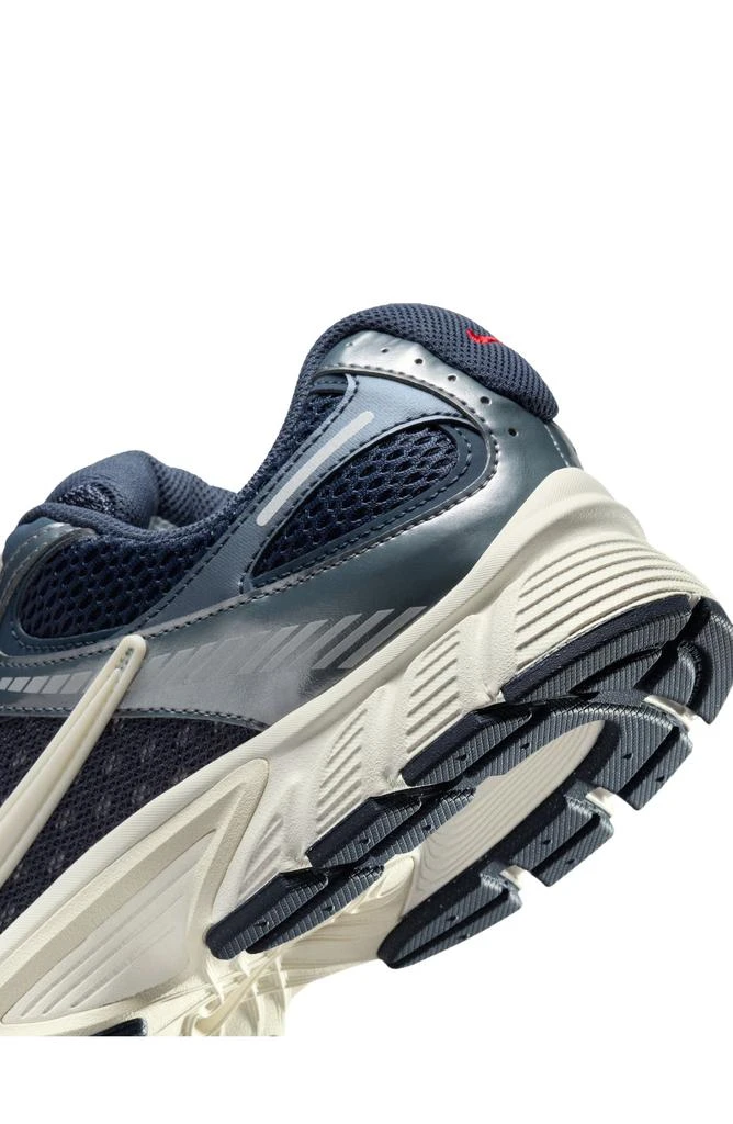 NIKE V5 Runner Sneaker 8