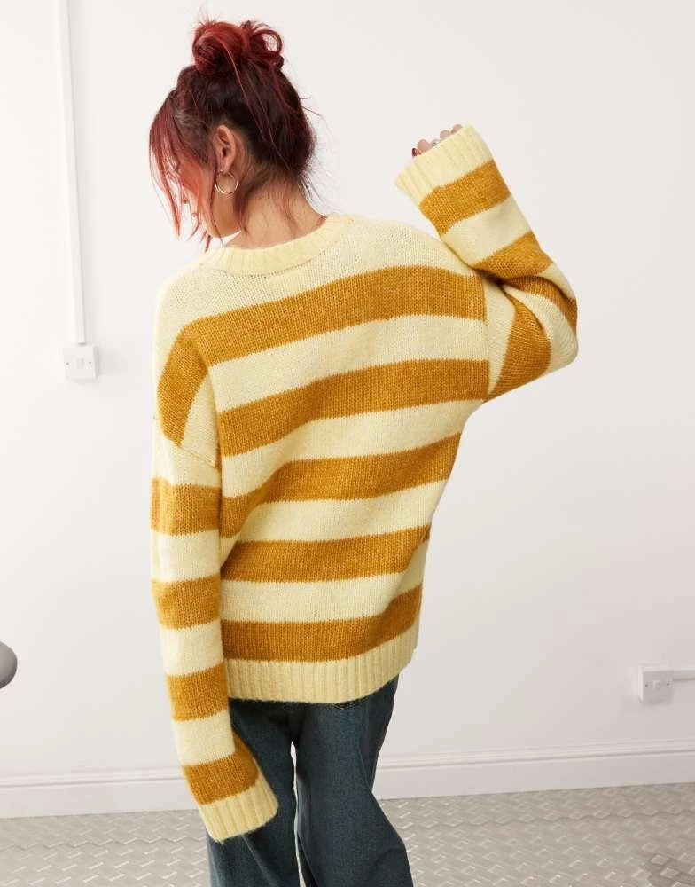 Monki Monki crew neck knitted sweater in yellow stripe 4