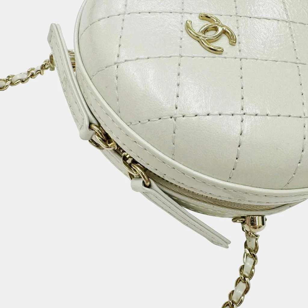 Chanel Chanel Ivory Leather Matelasse Round Chain Shoulder bag 5