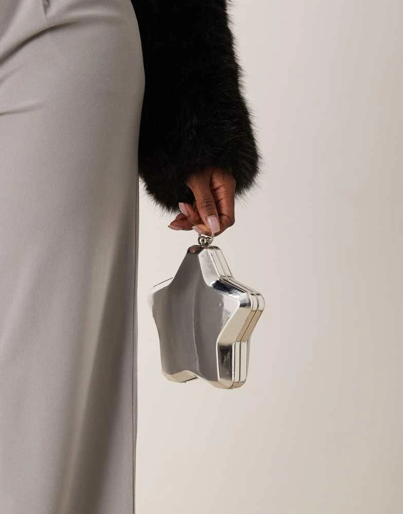 True Decadence True Decadence metallic star clutch bag in silver 4