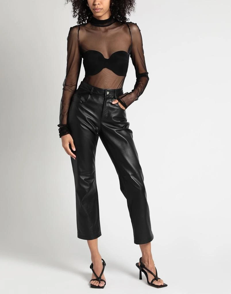 Nensi Dojaka TOPS & TEES 2