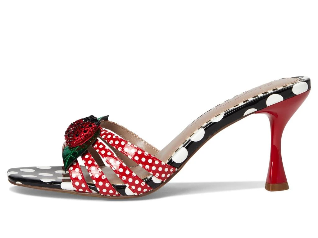 Betsey Johnson Cloverr 4