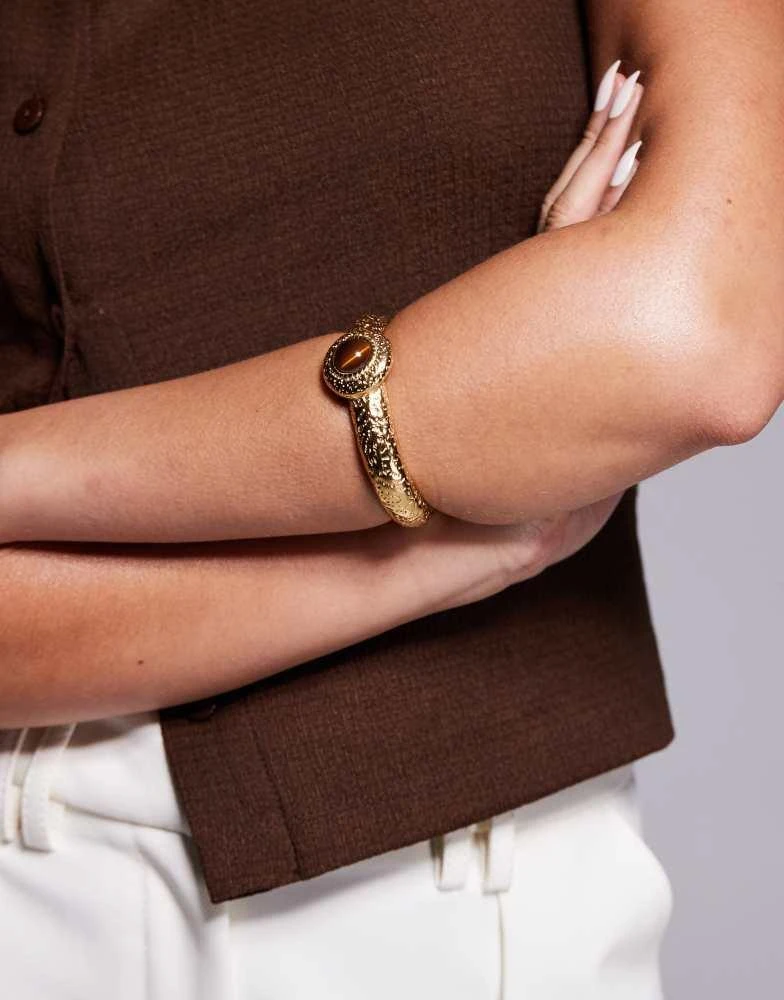 8 Other Reasons 8 Other Reasons cuff bracelet with amber stone in 18k gold plated 4