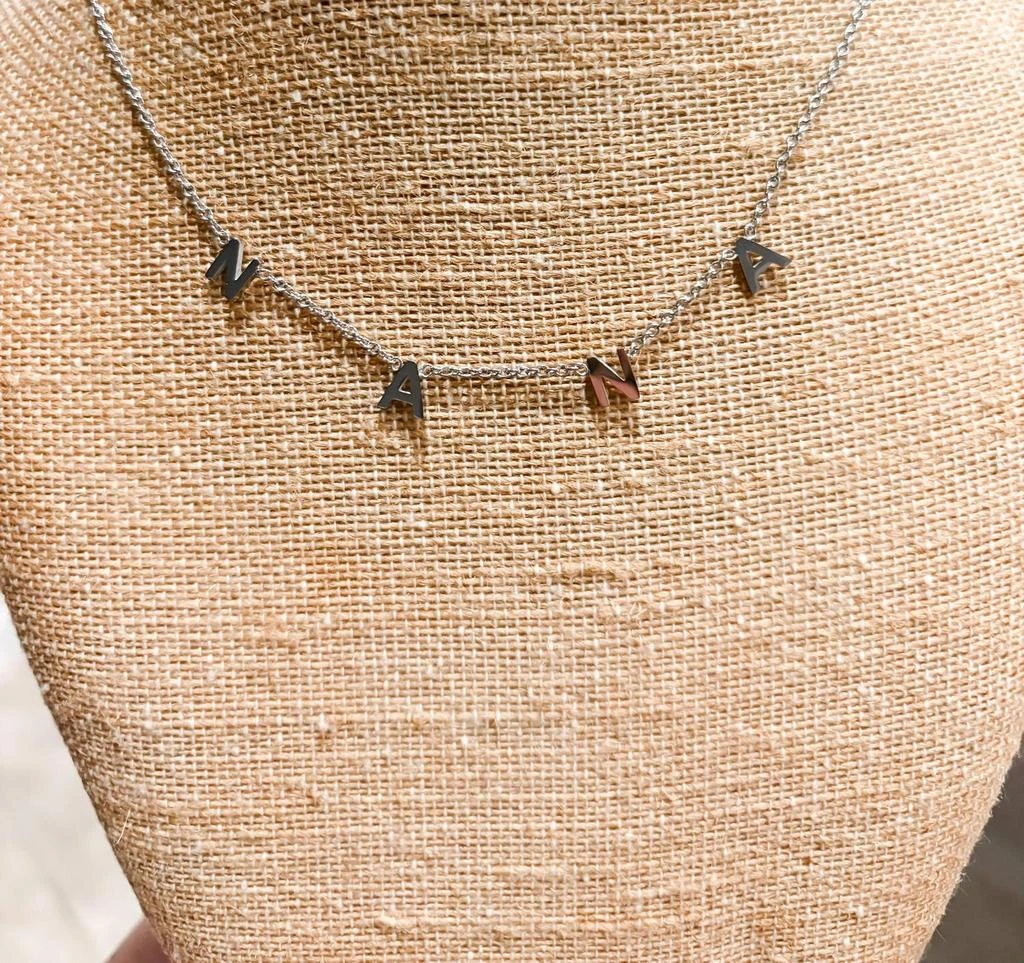 BABE Babe - Women
s Nana Necklace