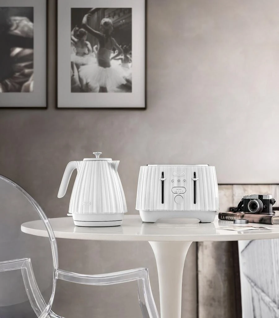 De'Longhi Ballerina Kettle 3
