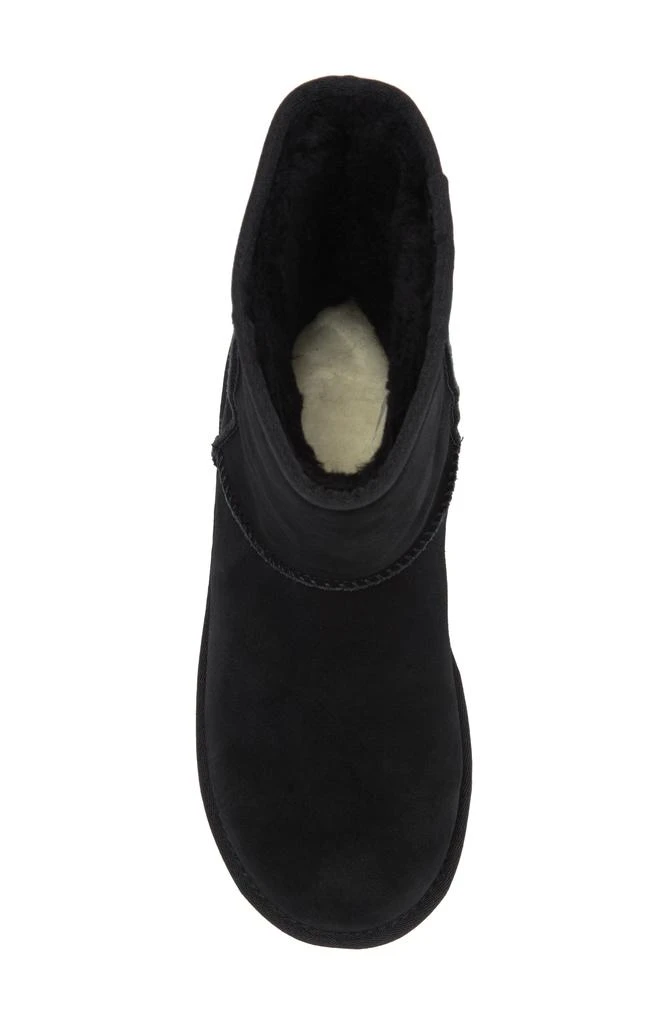 UGG Essential Short Boot 5
