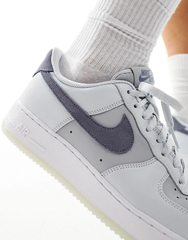 Nike Air Force '07 trainers in grey multi – On Sale Now with Up