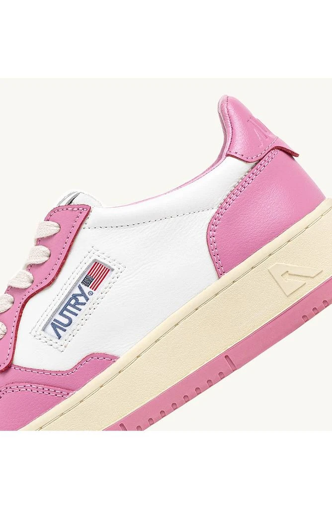 Autry Medalist Low Sneaker 6