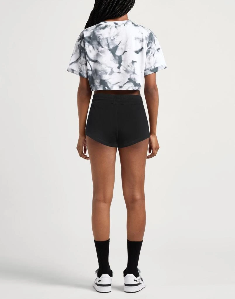 MSGM Shorts & Bermuda 3