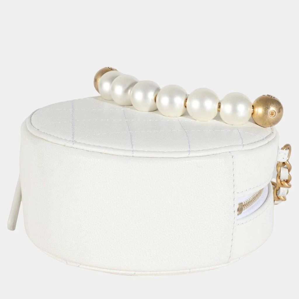 Chanel Chanel White Quilted Lambskin Pearl Round Clutch With Chain 7