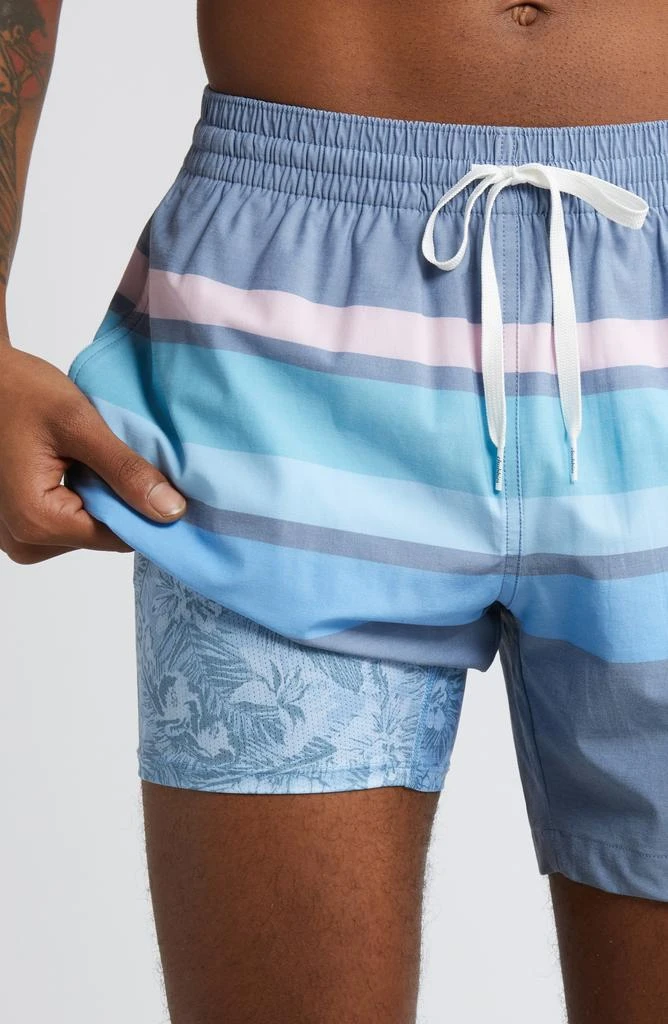 Chubbies Classic Lined 5.5-Inch Swim Trunks 4