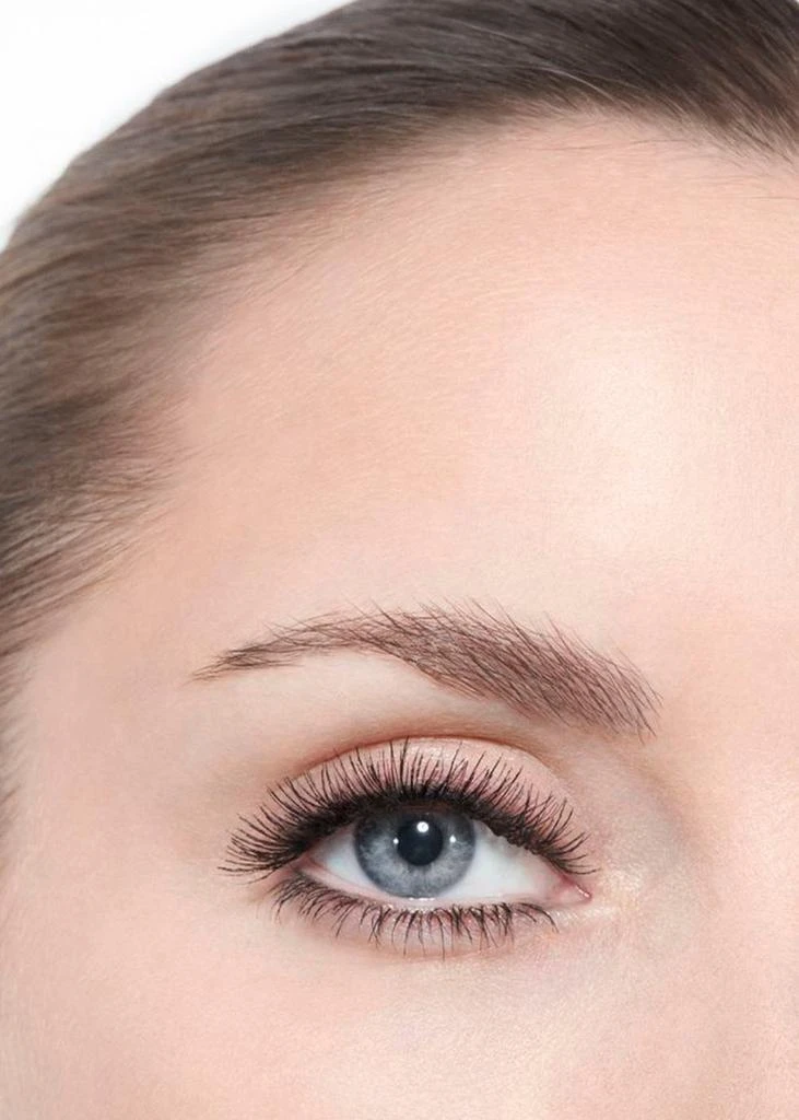 Chanel Noir Allure ~ All-In-One Mascara: Volume, Length Curl And Definition 6