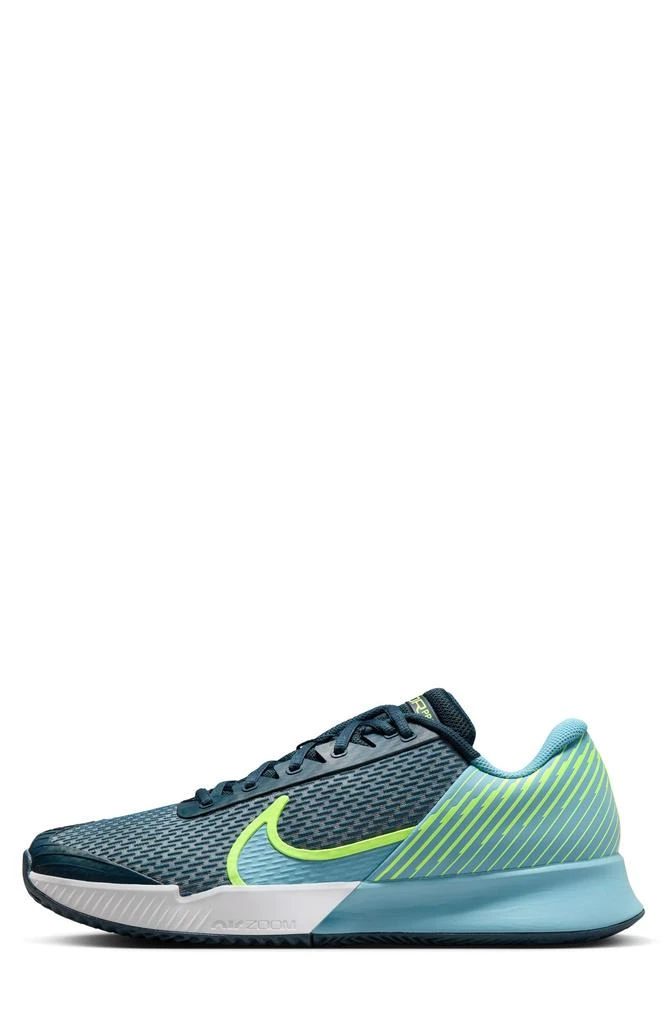 NIKE Zoom Vapor Pro 2 Hard Court Tennis Shoe 3