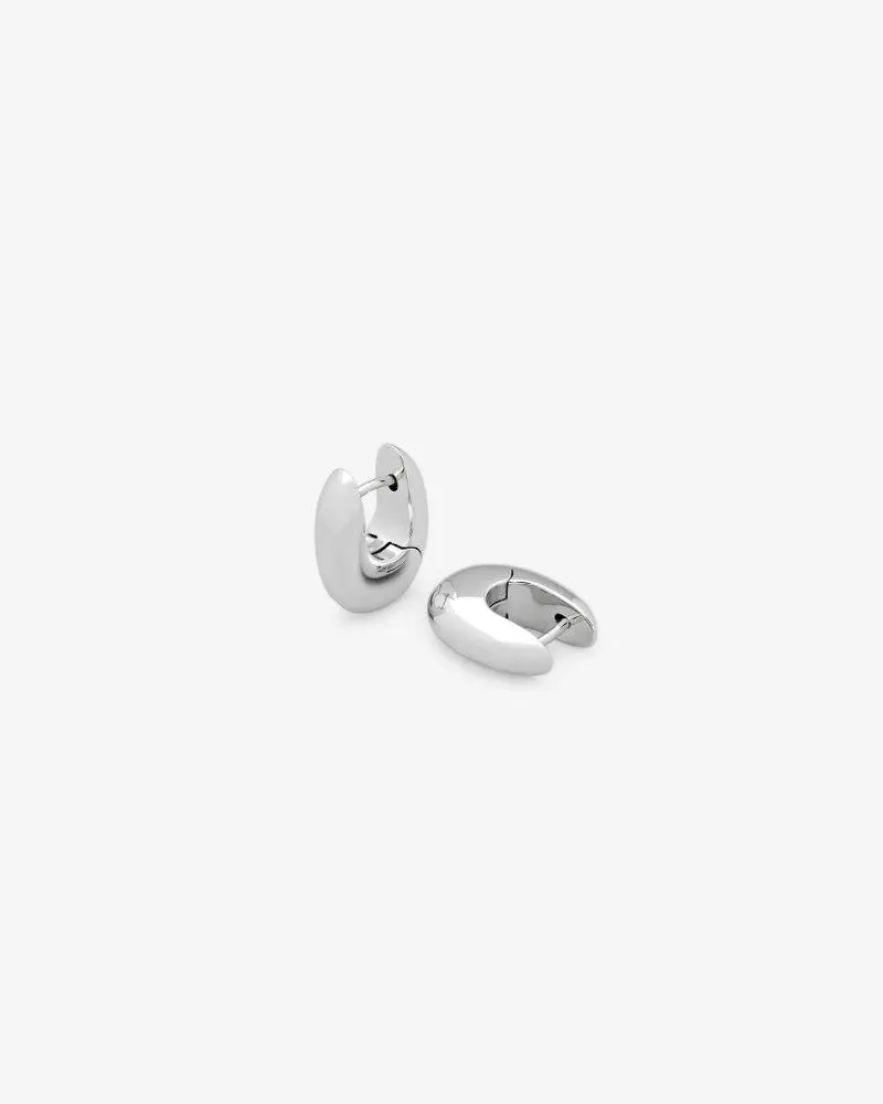 Tom Wood Tom Wood Pebble Small Hoop Earrings