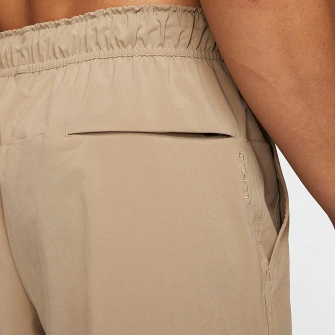 NIKE Men's Nike Unlimited Dri-FIT 7" Unlined Versatile Shorts 11