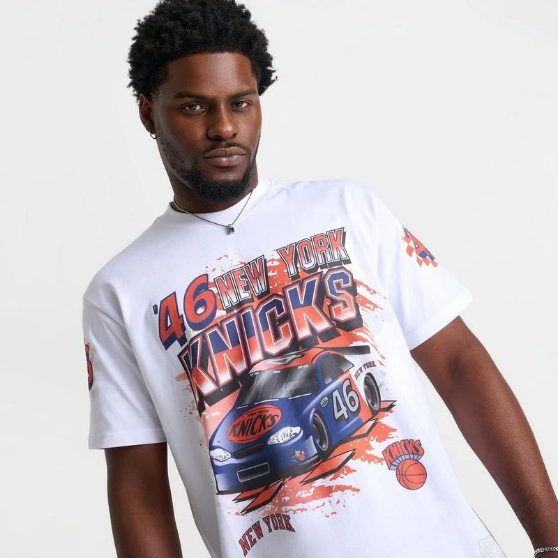 Mitchell & Ness Men's Mitchell & Ness New York Knicks NBA Speedway Graphic T-Shirt 5