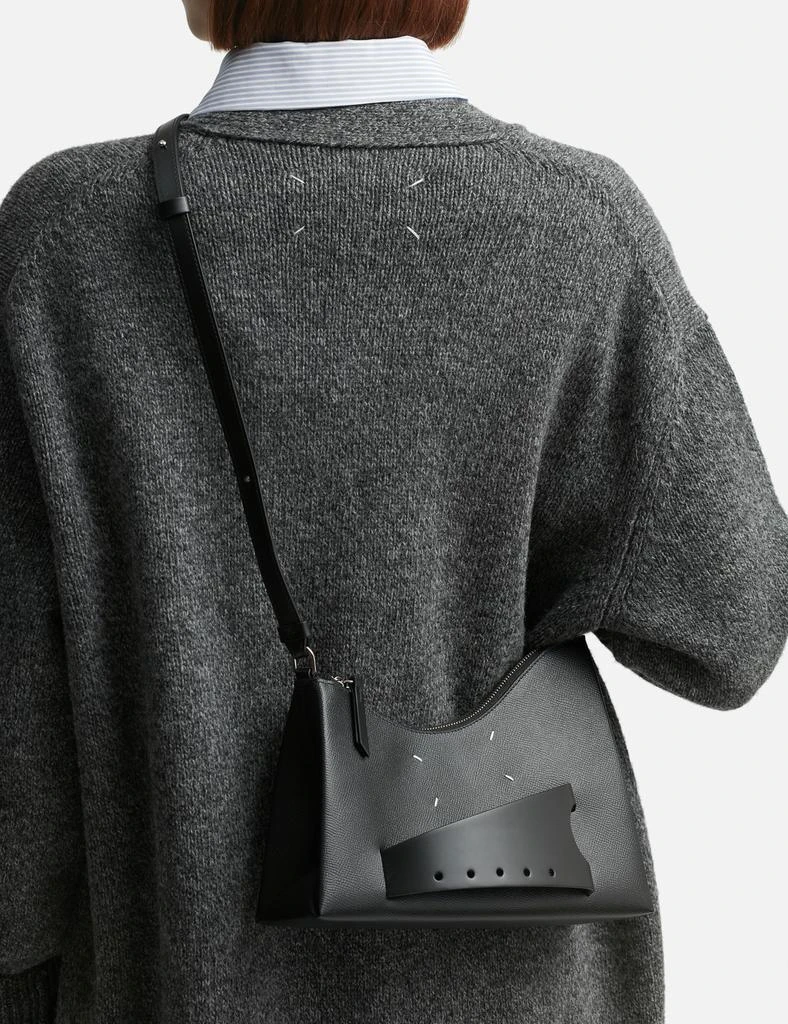 MAISON MARGIELA Snatched hobo small 6