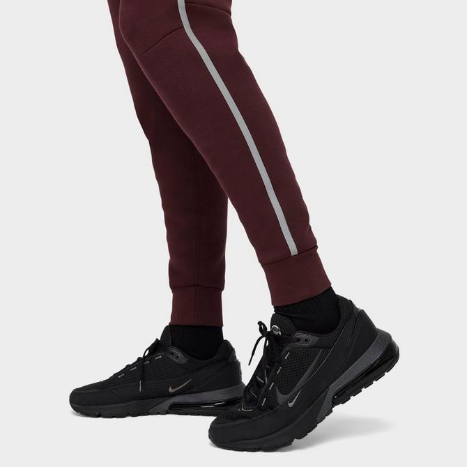 burgundy nike joggers mens