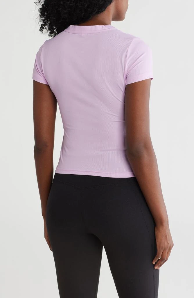 Travis Mathew Butterfly Beach Performance Rib Top 2