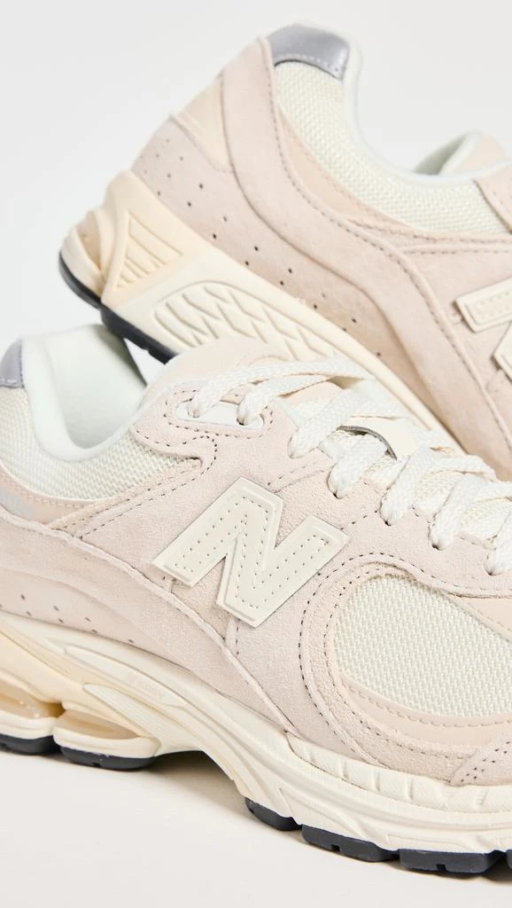 New Balance 2002R Unisex Sneakers 5