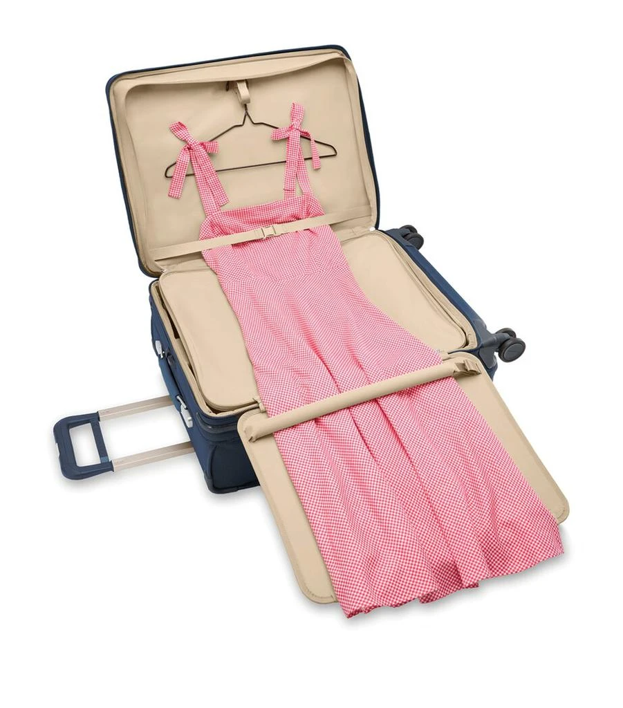 Briggs & Riley Baseline Medium Expandable Spinner Suitcase (66cm) 5