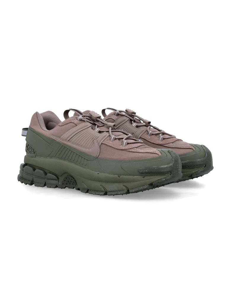 NIKE ZOOM VOMERO ROAM 2