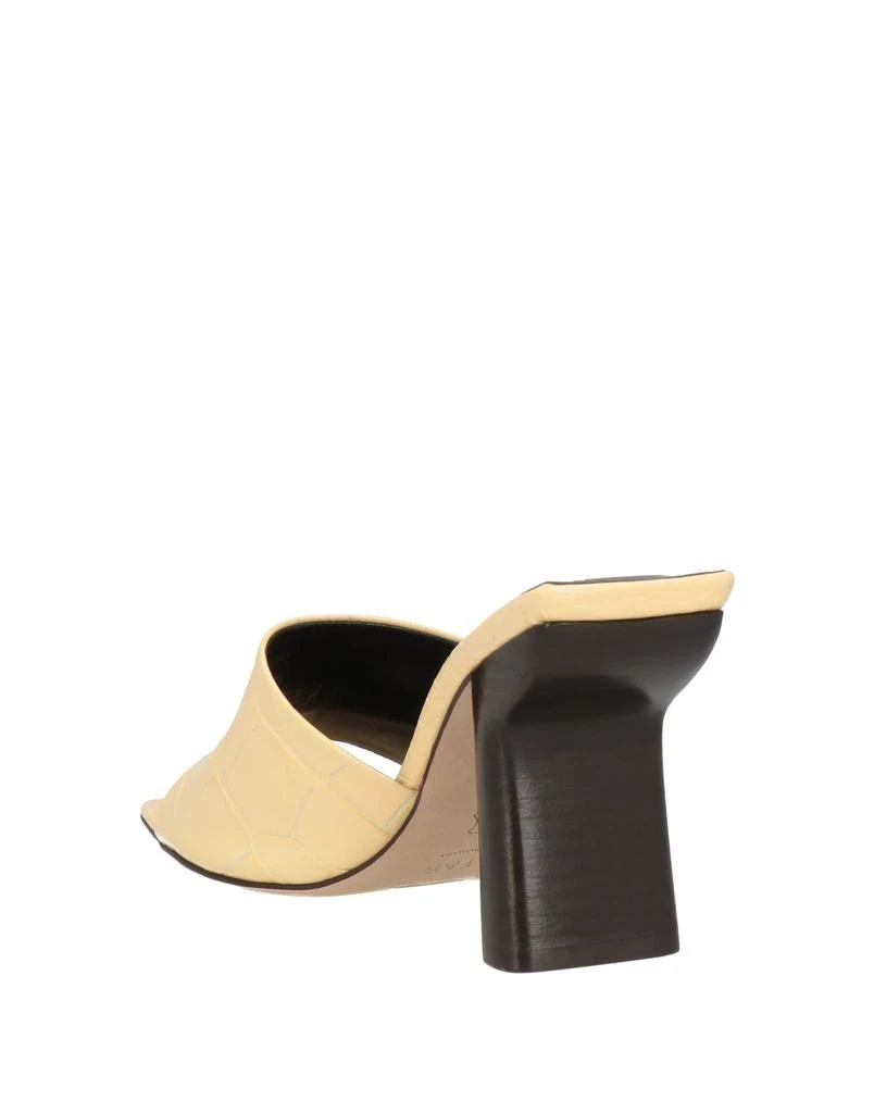 by FAR Sandals 3