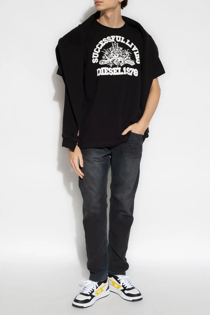 Diesel ‘2030 D-KROOLEY JOGG’ jogger jeans 2