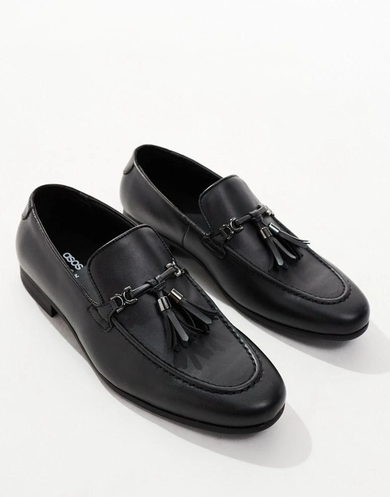 ASOS ASOS DESIGN loafers in black with tassel detail 2