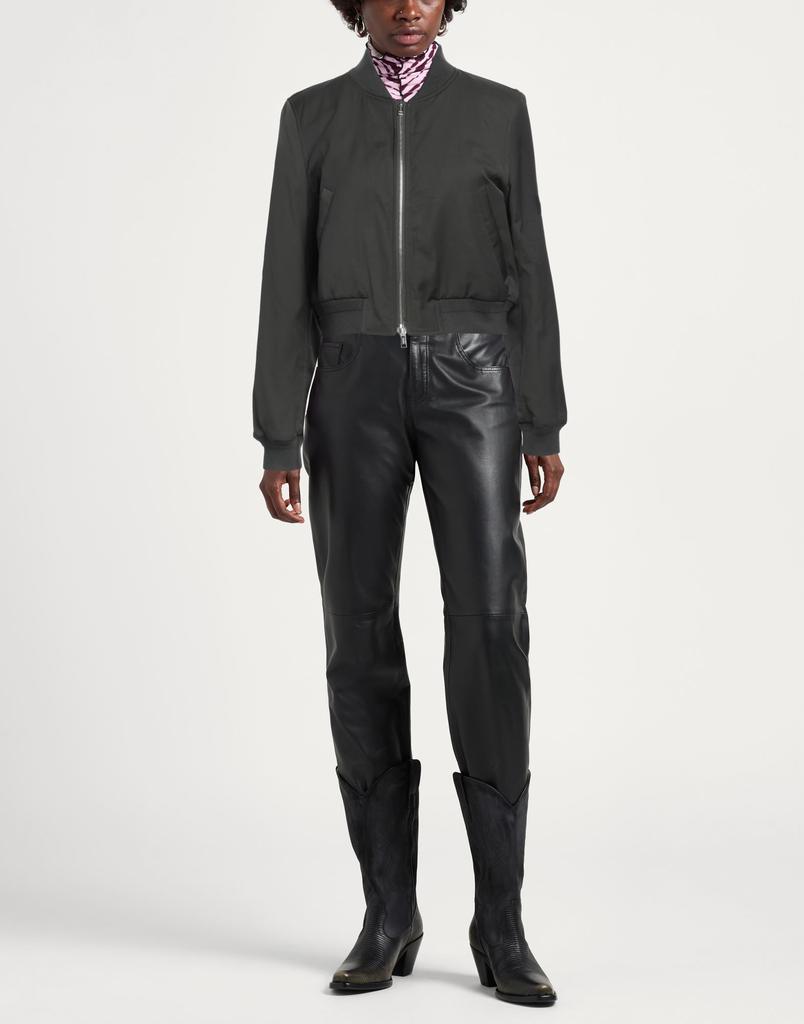Yves Salomon Bomber