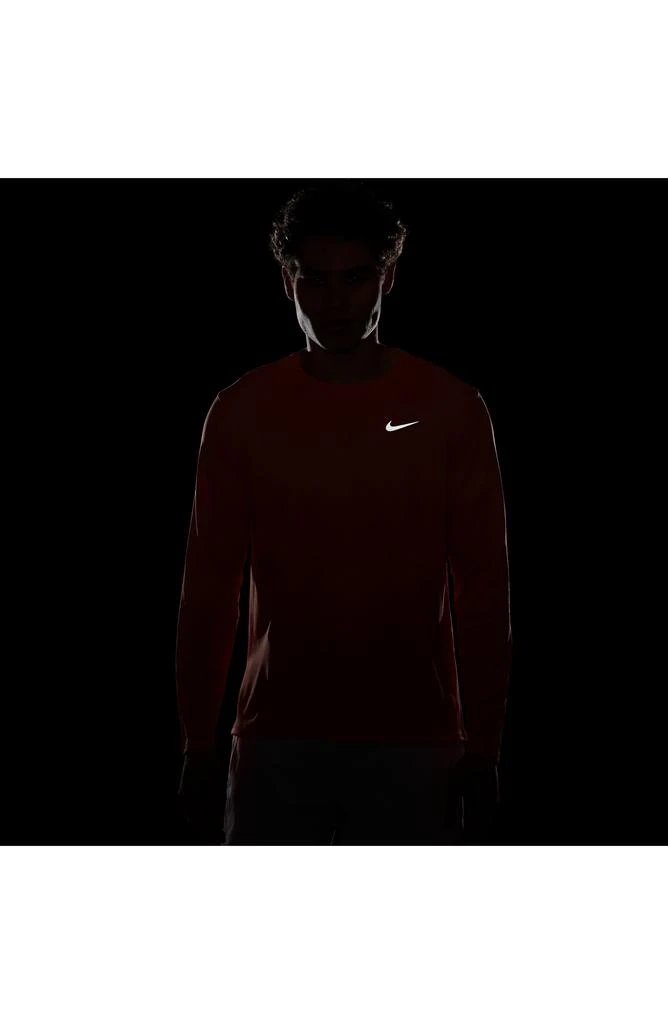 NIKE Dri-FIT UV Long-Sleeve Running Top 5