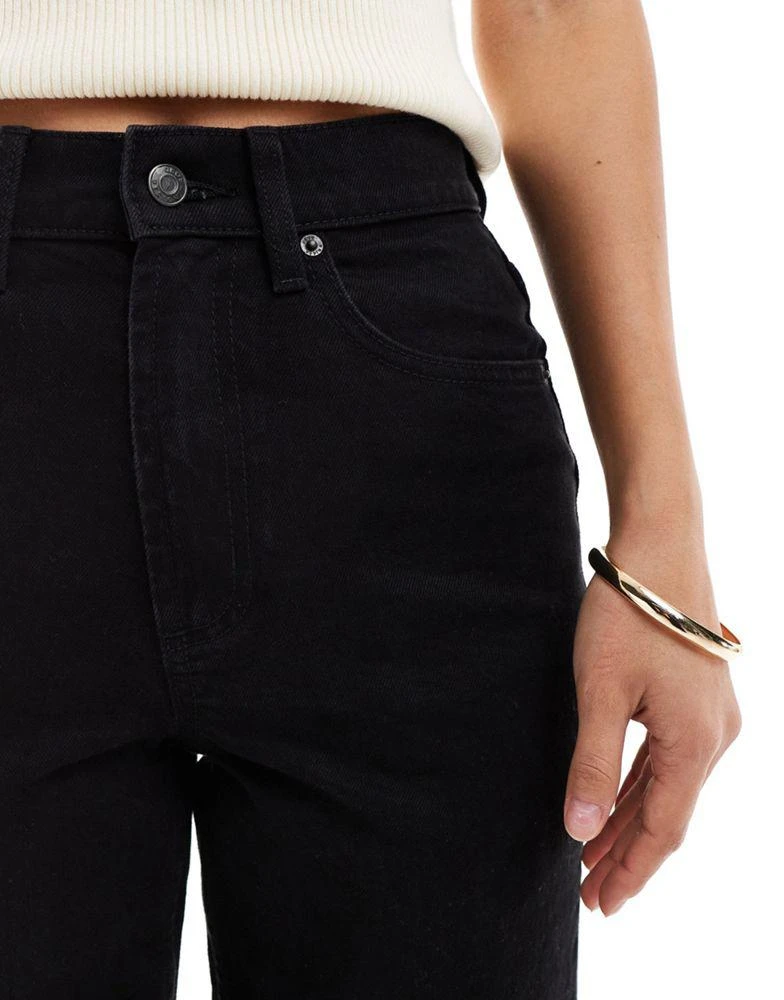 ASOS ASOS DESIGN cropped comfort stretch straight leg jean in clean black 2