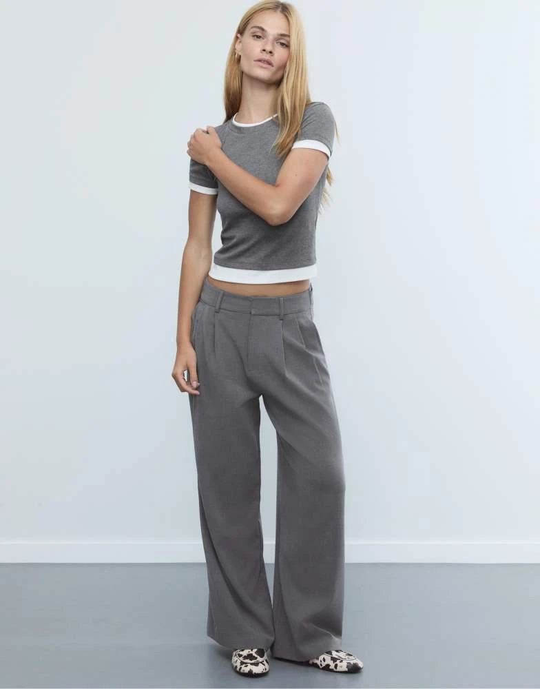 Stradivarius Stradivarius Super wide-leg adjustable trousers in dark grey