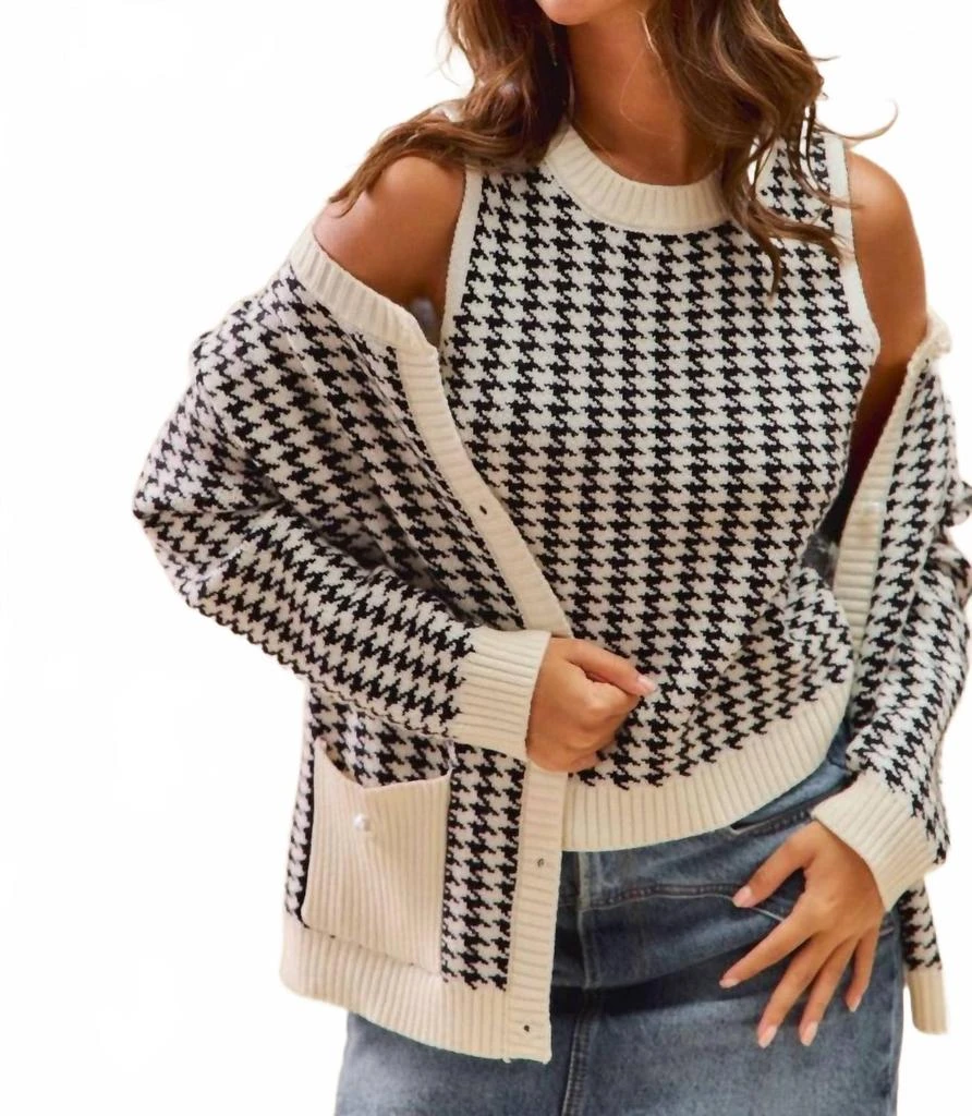 So Me Missy Houndstooth Cardigan Sweater In Checkered