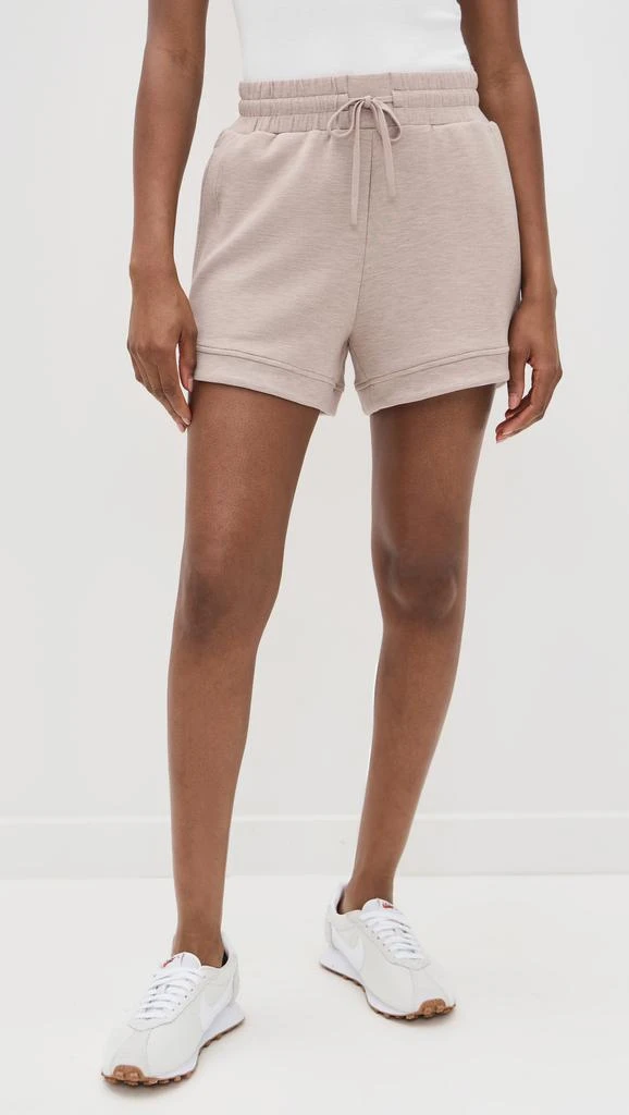 Varley Ollie High Rise Shorts 3.5" 6