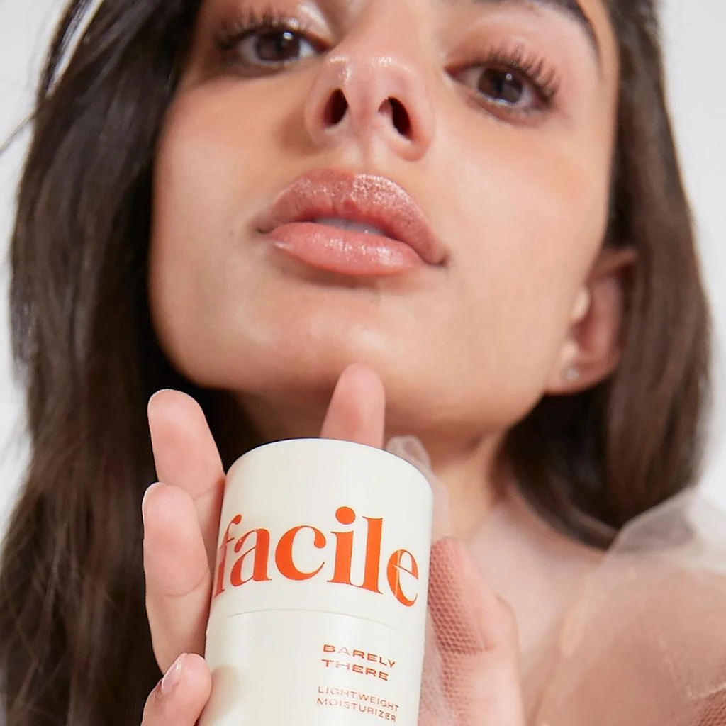 facile facile Barely There Moisturizer 50ml 3
