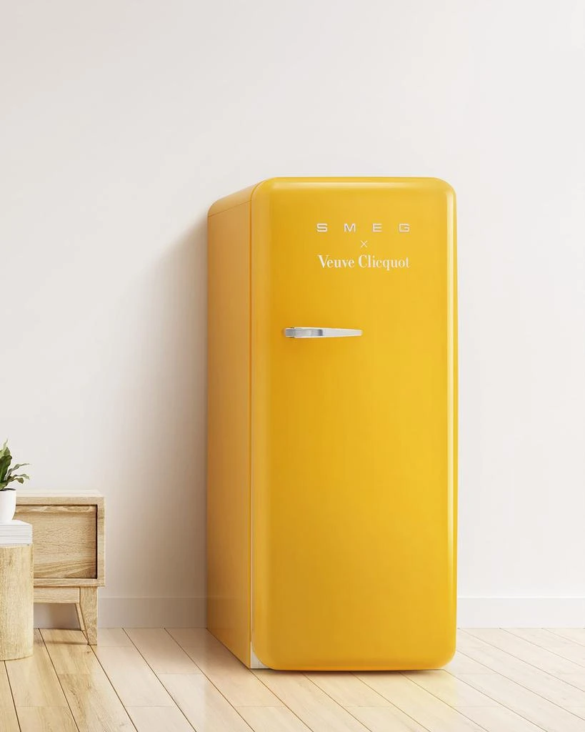 Smeg x Veuve Clicquot FAB28 Retro-Style Refrigerator 4