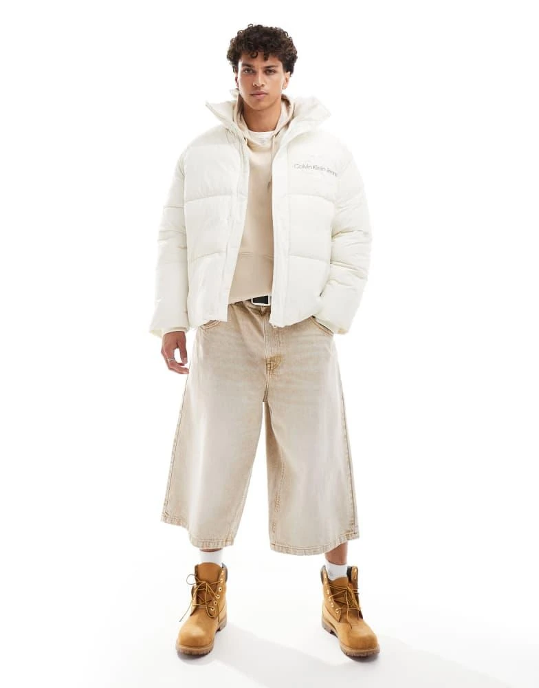 Calvin Klein Calvin Klein Jeans chenille monologo puffer in white 3