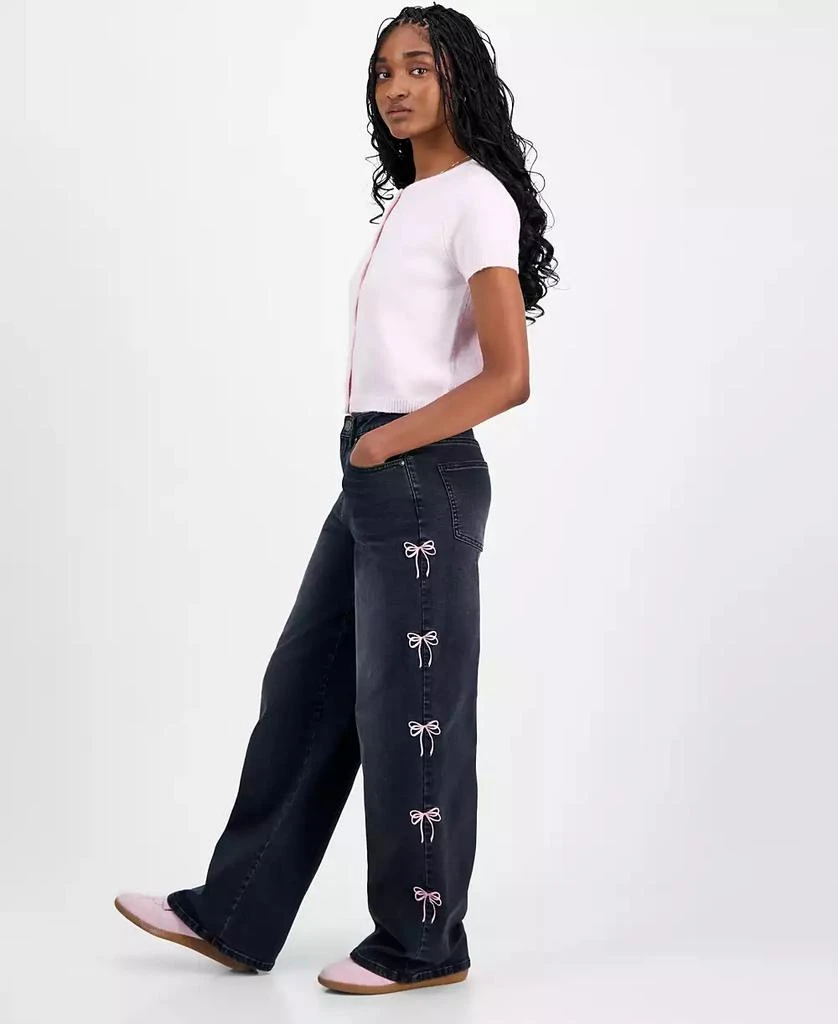 Madden Girl Juniors
Ultra 90s Bow-Embroidered Jeans 2