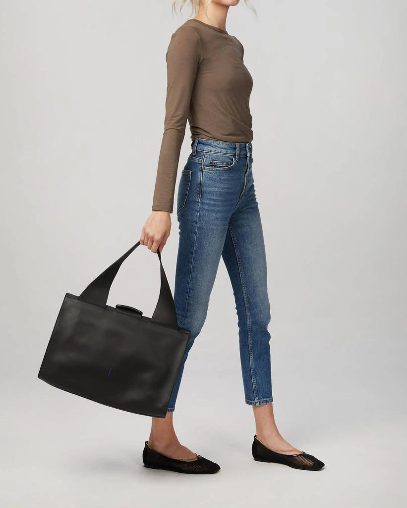 GEORGIA ALICE TWISTED CROPPED TOP 3