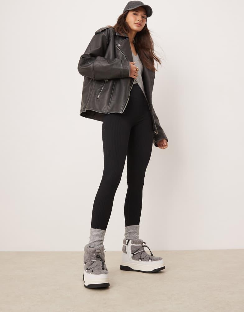 Pajar Pajar Janie Low snow boot in charcoal