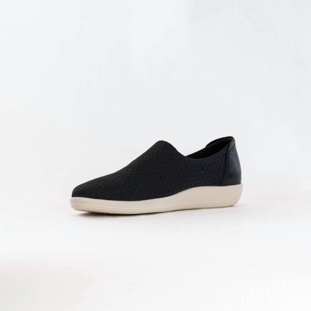 ECCO Women's Soft 2.0 Slip On Sneaker 4