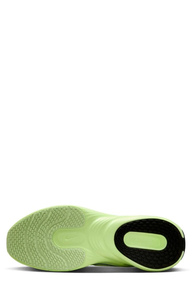 NIKE Uplift SC Sneaker 5
