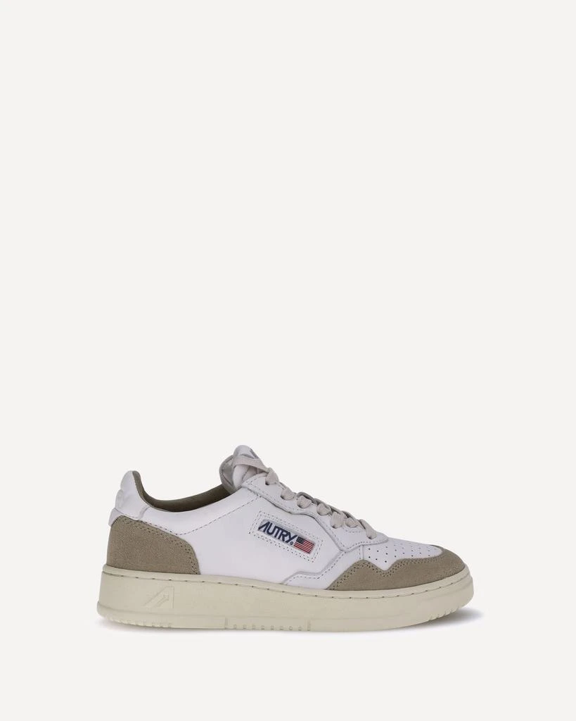 Autry Medalist Low Sneakers 1