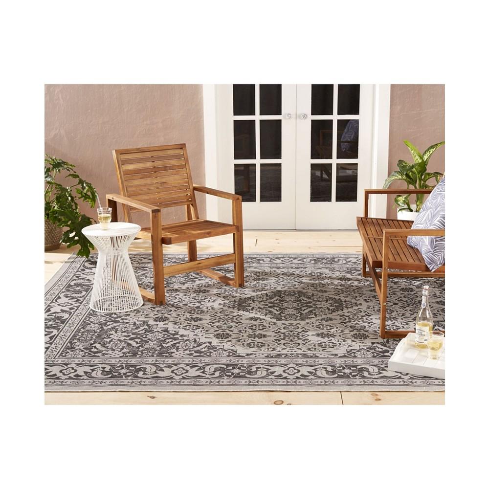 Nicole Miller Patio Country Dahlia Gray 5'2" x 7'2" Outdoor Area Rug