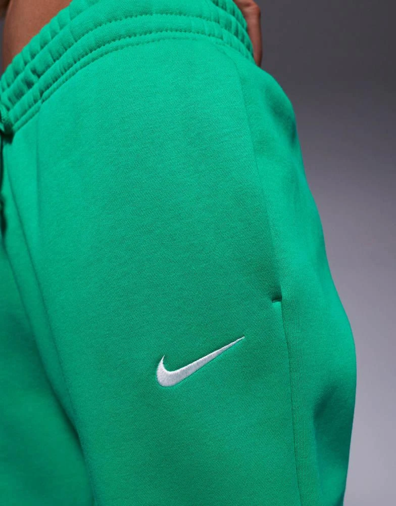 NIKE Nike Phoenix Fleece mid rise oversized joggers in green 3