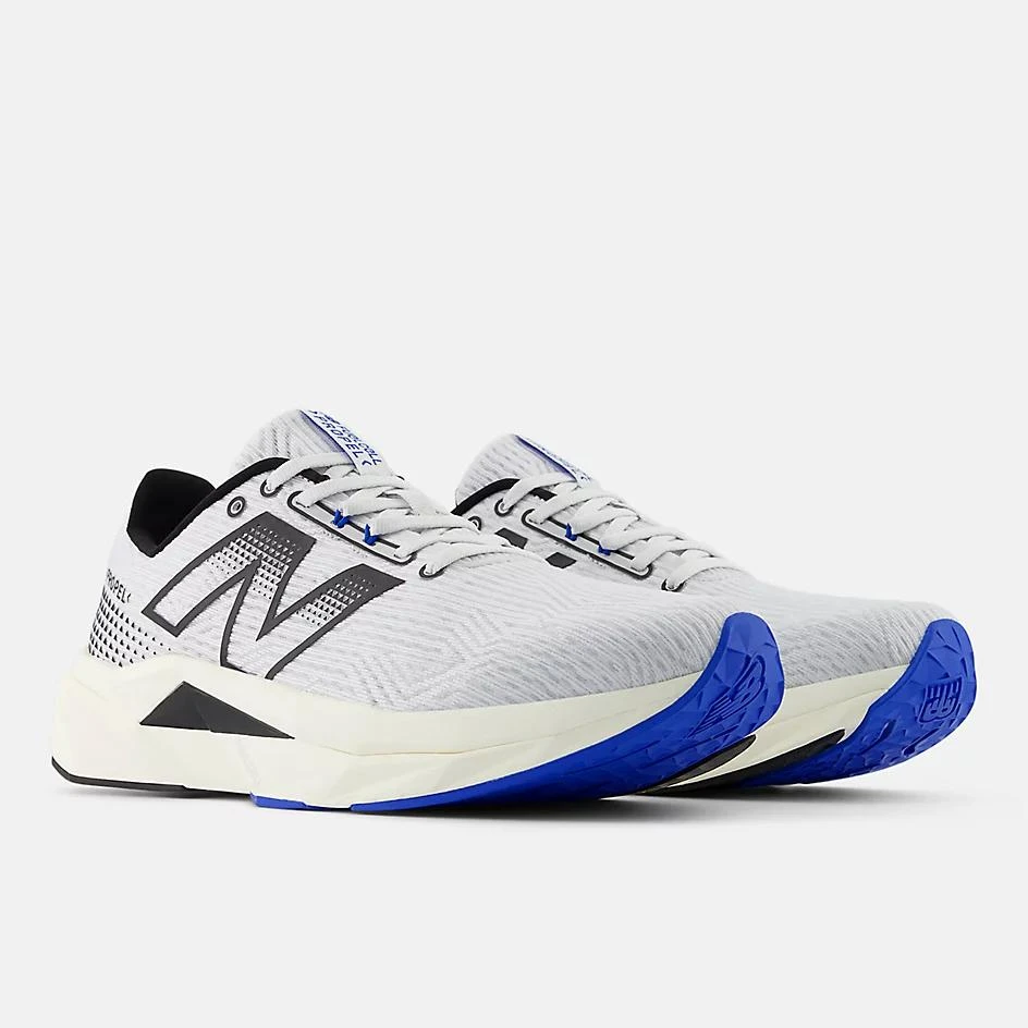 New Balance FuelCell Propel v5 2